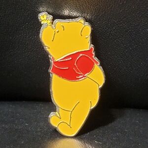 Winnie the Pooh Yellow Bee on his Nose Disney Trading Pin Sedesma Collectible